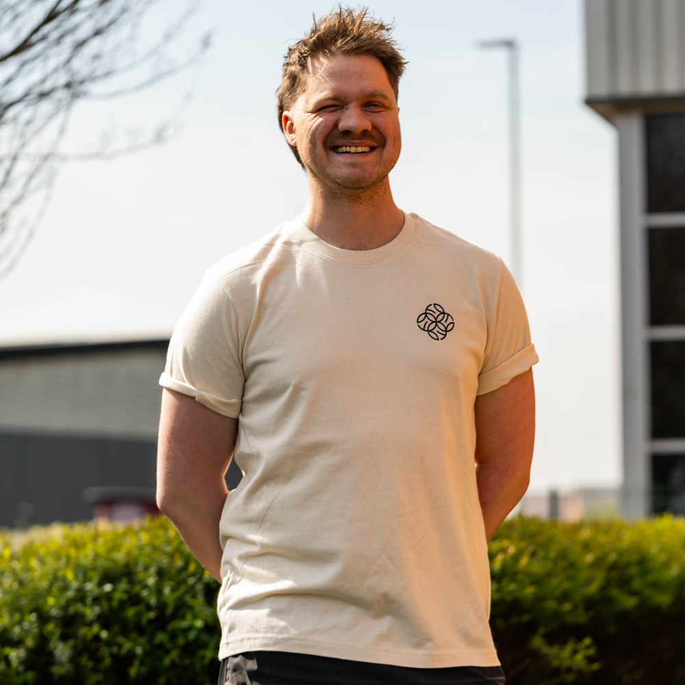 Carrara Coffee Roasters "Brew Horizons" Design T-Shirt